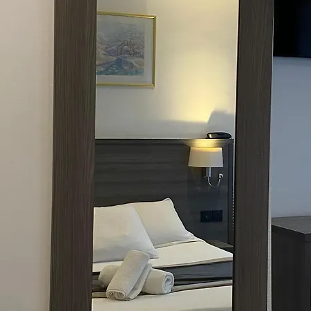 Hotel Luxor Bastille Paris