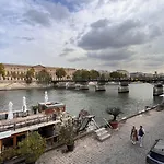 Luxor Bastille Hotel