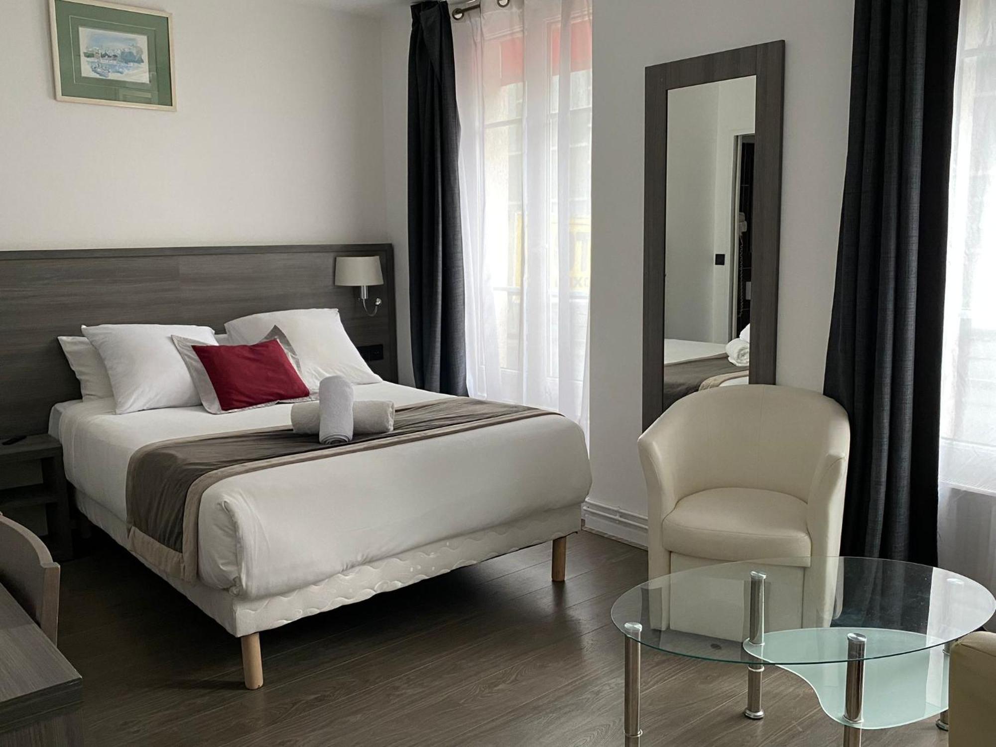 Luxor Bastille Hotel