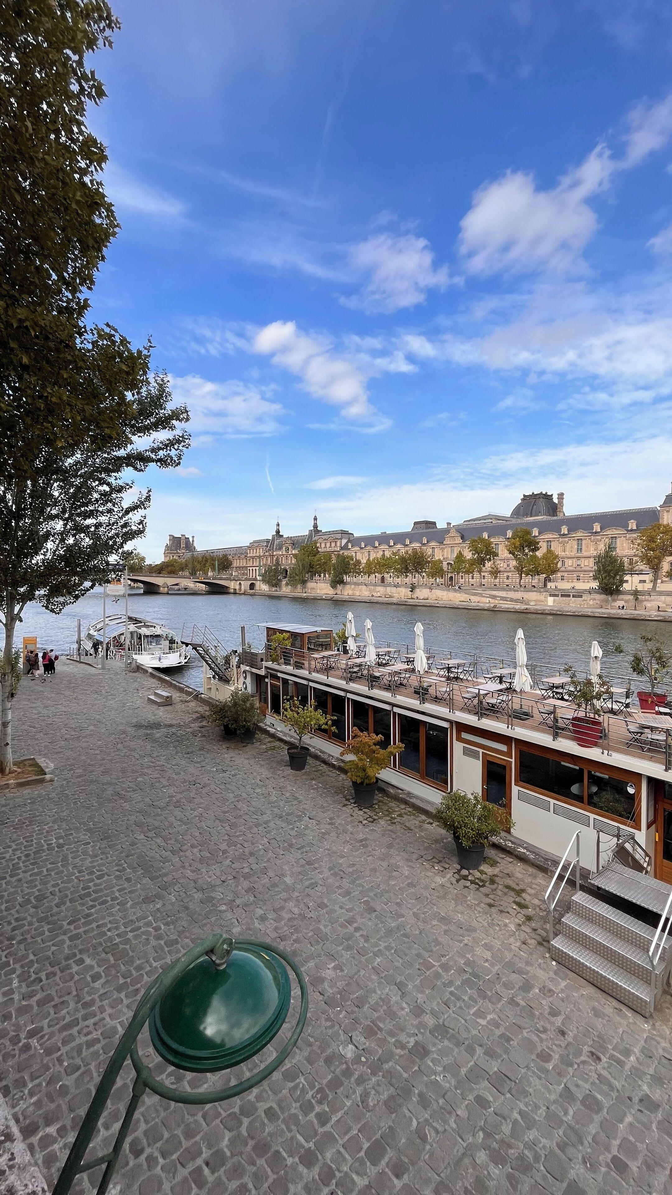 Luxor Bastille Hotel